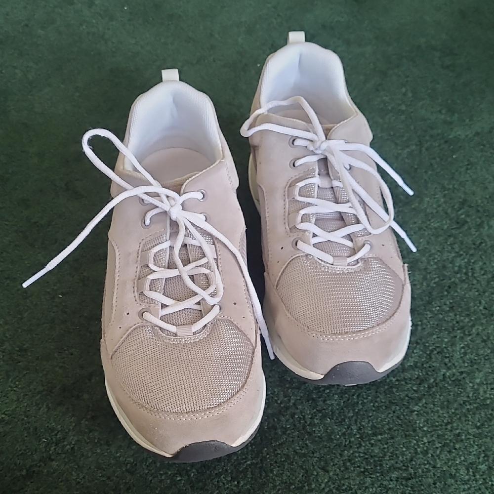 Mens Lands End Beige Sneakers 10